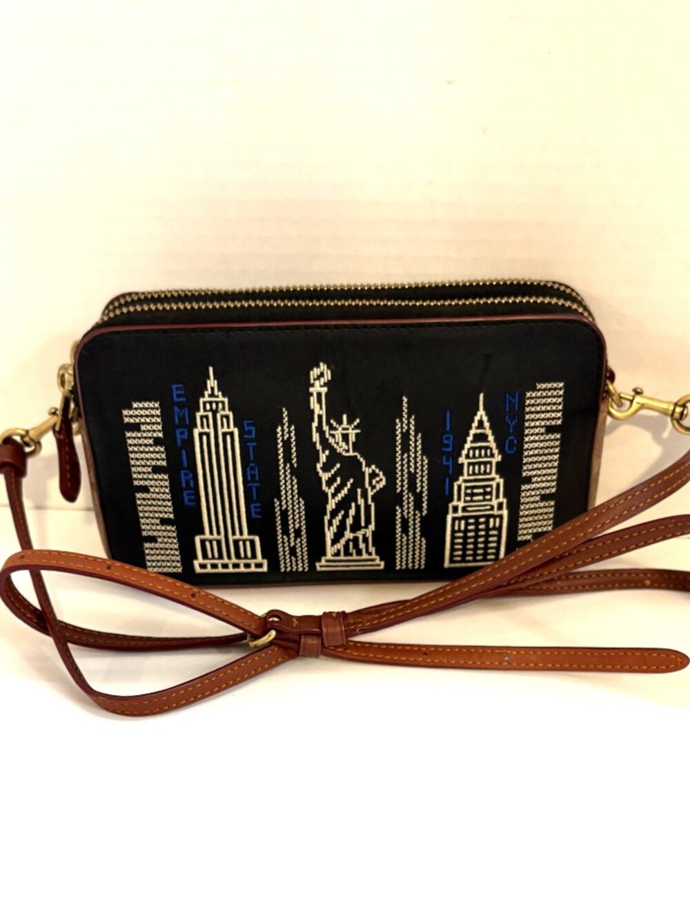 Coach Klara 1941 NYC Skyline Stardust Crossbody Like New Unisex RARE